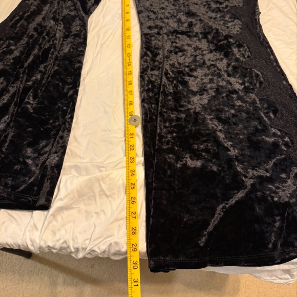 🖤 FESTI (by Torrid) Crushed-Velvet Pants w/ Lace Inset | Black | Size 6 (30/6X) - Picture 6 of 8